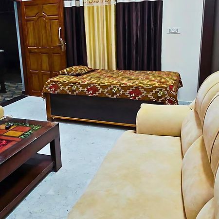 Ramayana Grand Hotel Ayodhya 外观 照片