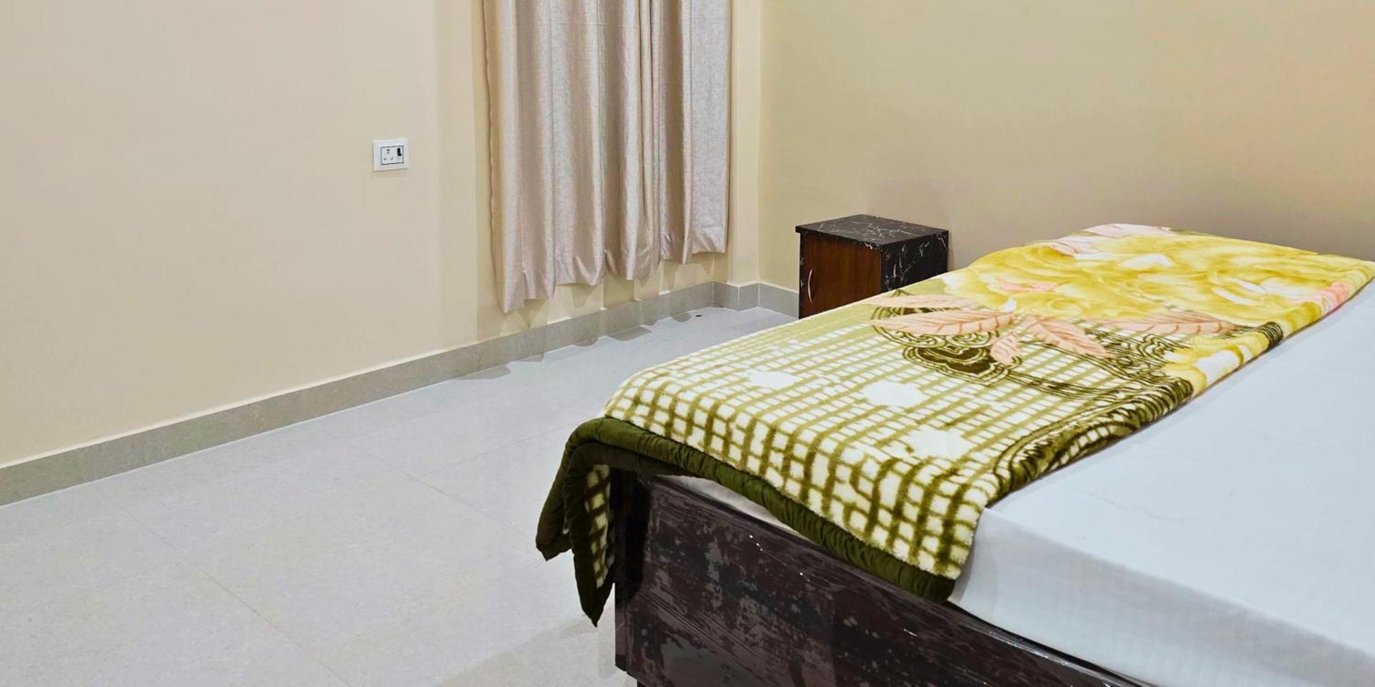Ramayana Grand Hotel Ayodhya 外观 照片